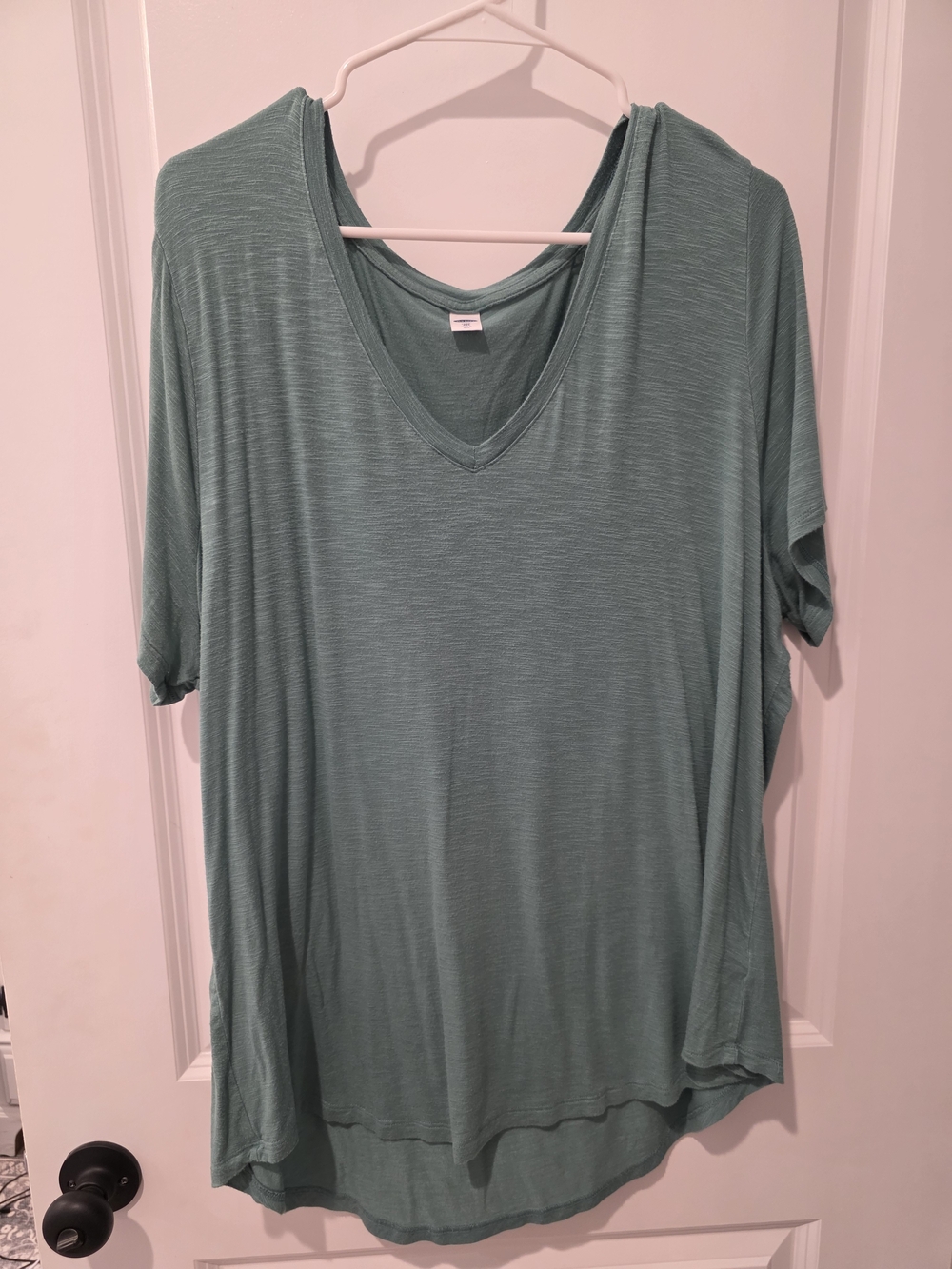 Old Navy Women's Light Teal V-Neck Short Sleeve Top